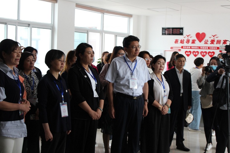 观摩武威市反家庭暴力庇护中心1.JPG