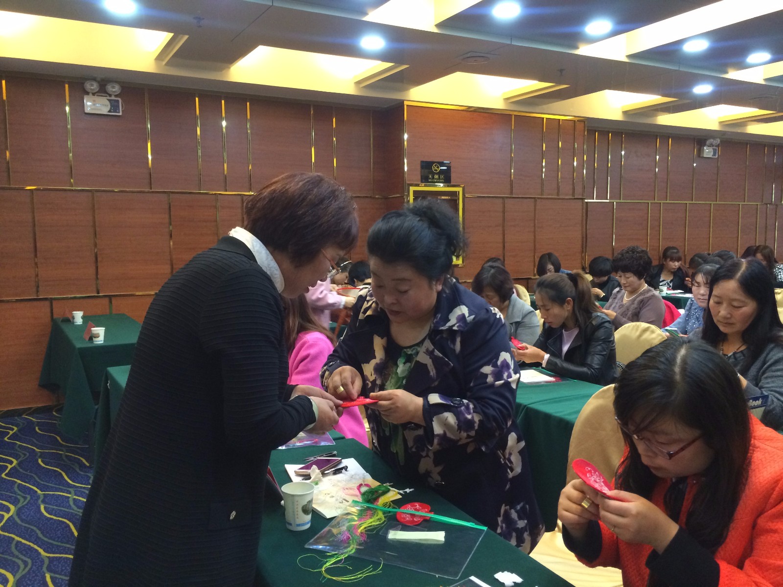 IMG_大师手把手传授.JPG