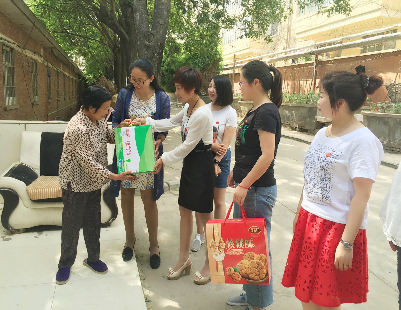 QQ图片20160621104445.jpg