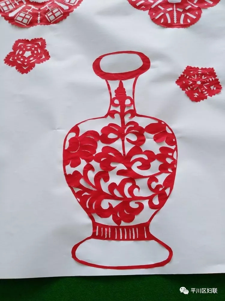 剪纸3.webp.jpg 剪纸3.webp.jpg