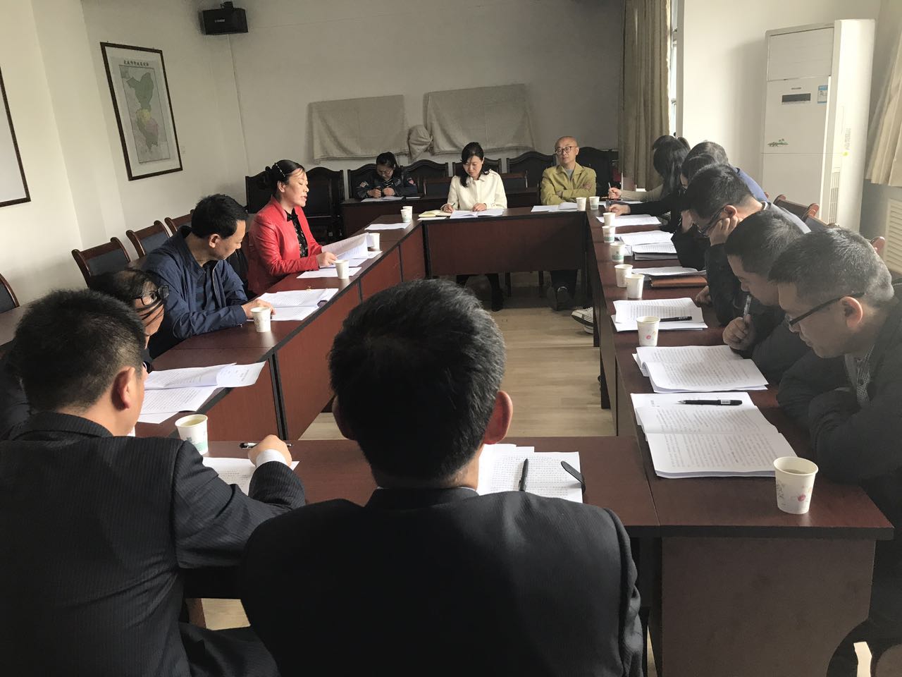 征求意见会1.jpg