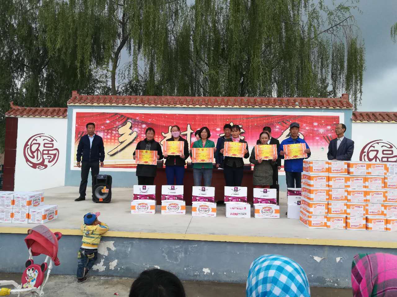 最美家庭1.jpg